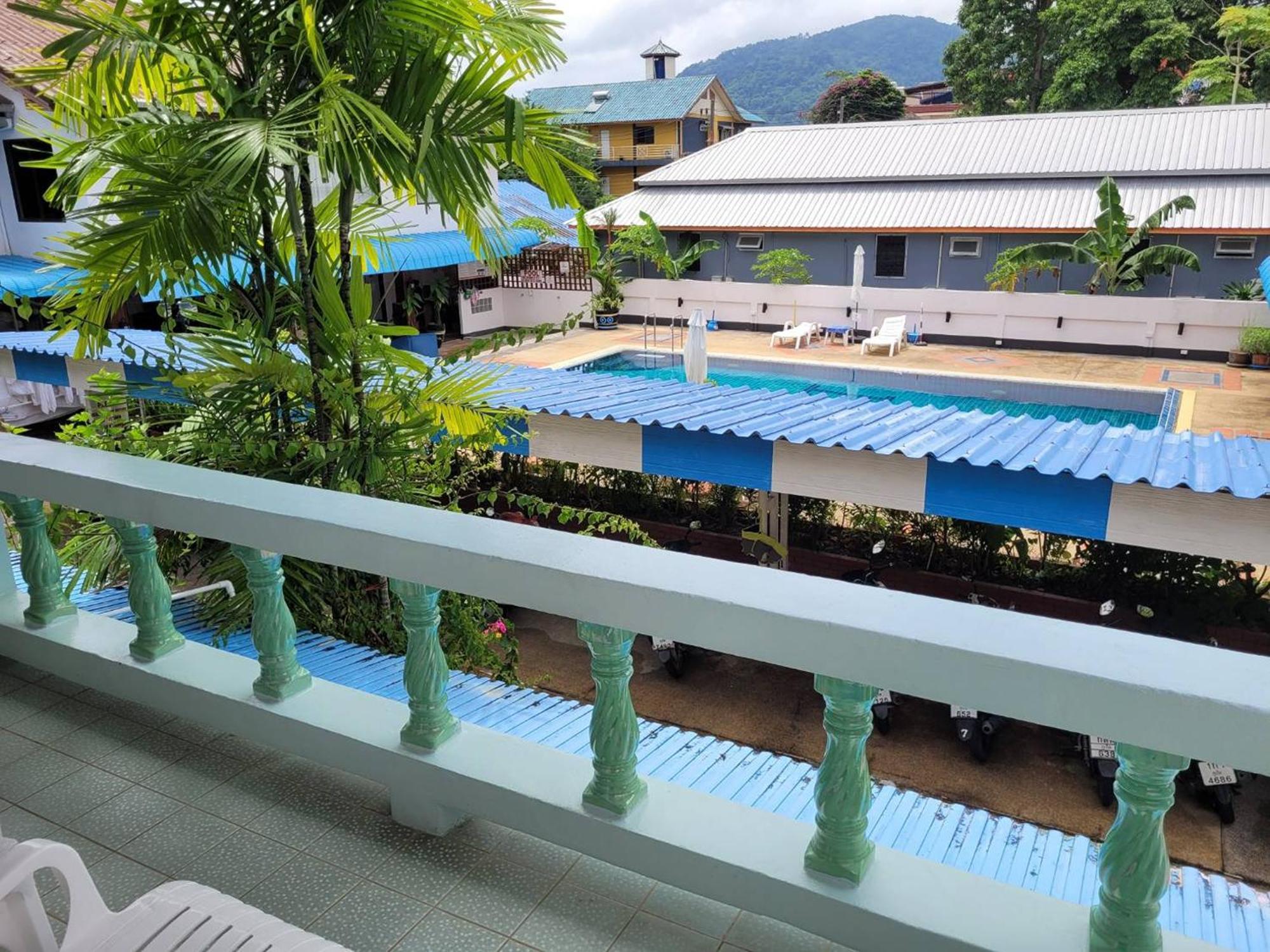 Rabbit Mansion Patong Hotel Экстерьер фото