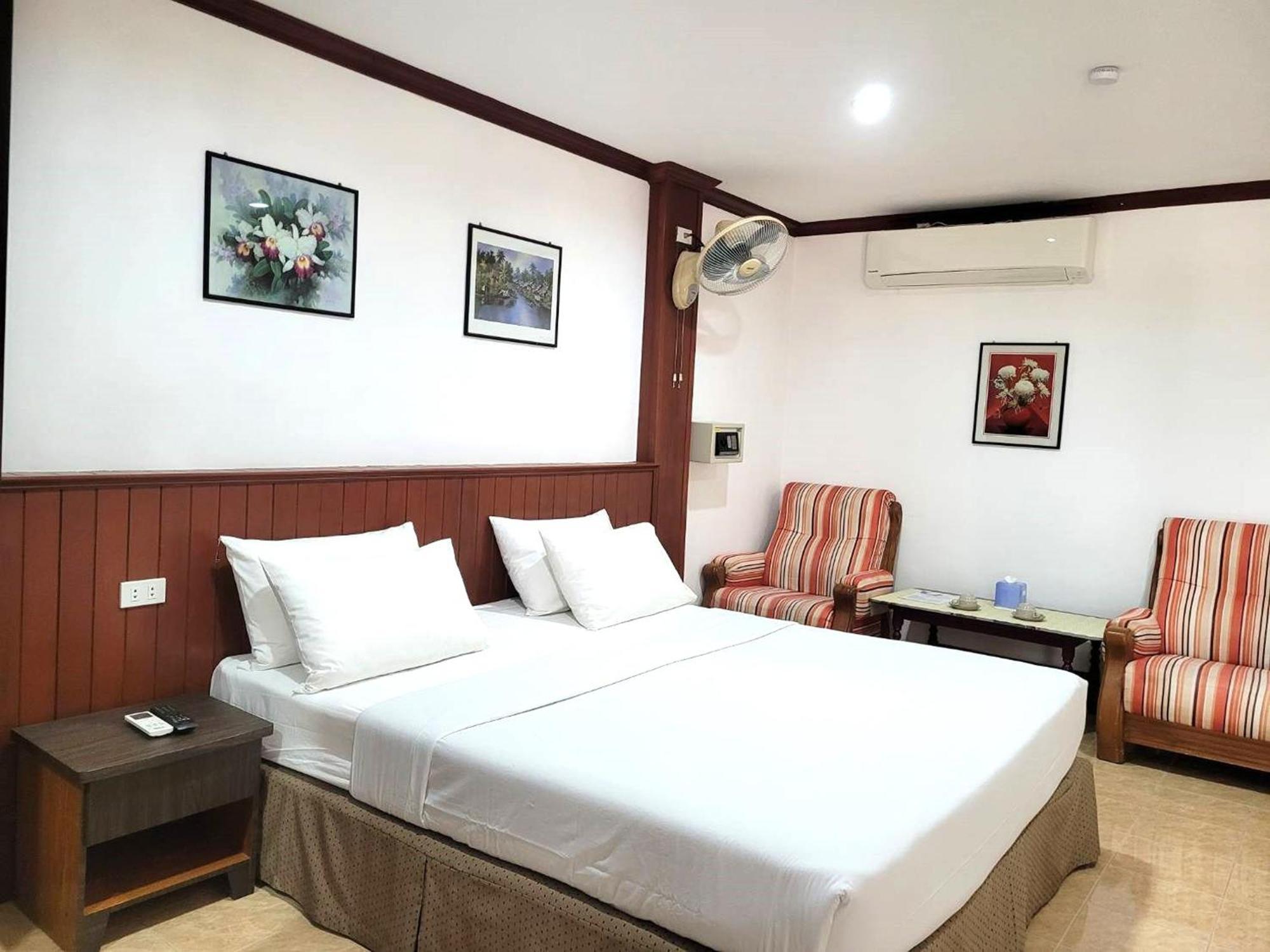 Rabbit Mansion Patong Hotel Экстерьер фото